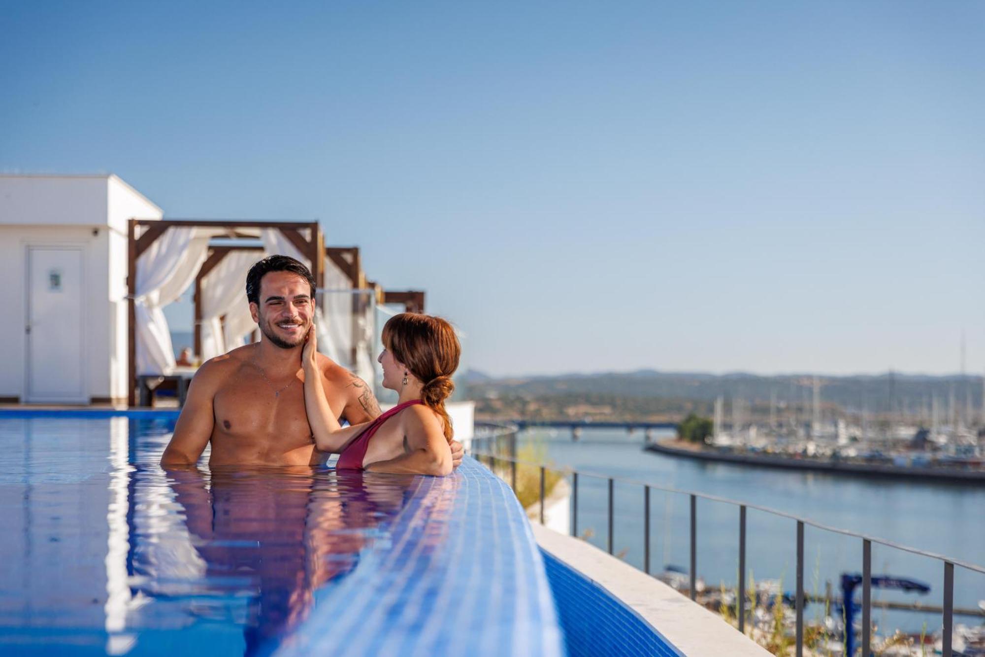 Jupiter Marina Hotel - Couples & Spa (Adults Only) ปอร์ติเมา ภายนอก รูปภาพ